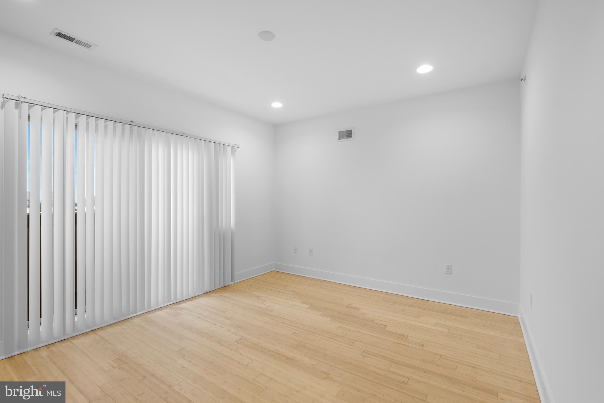 NORTHERN LIBERTIES - Residential Lease