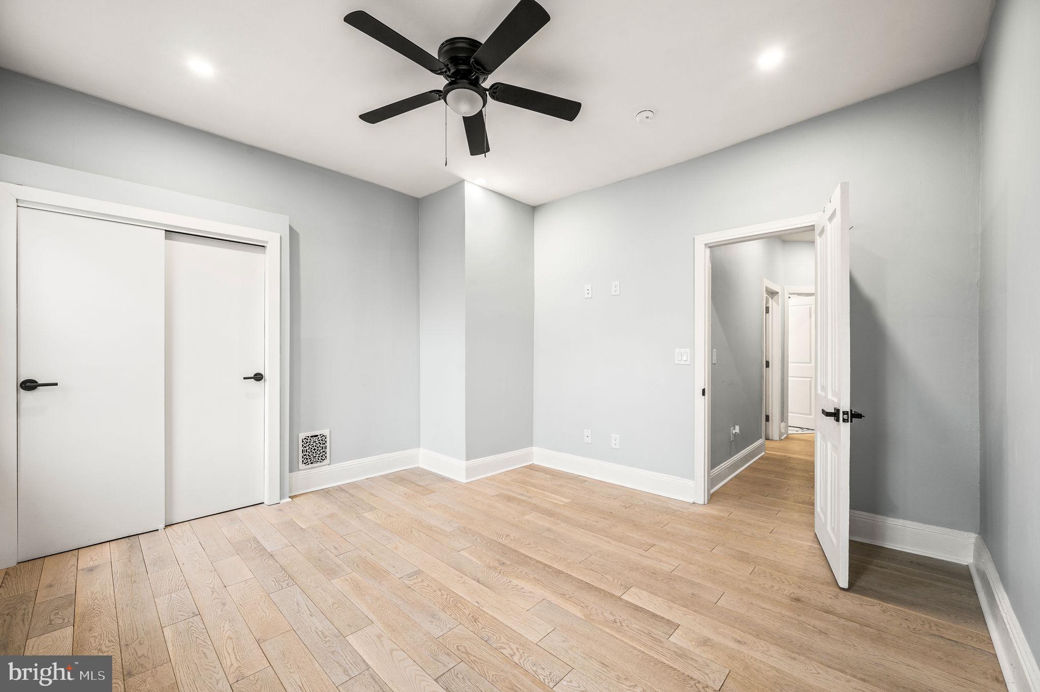 PORT RICHMOND - Residential