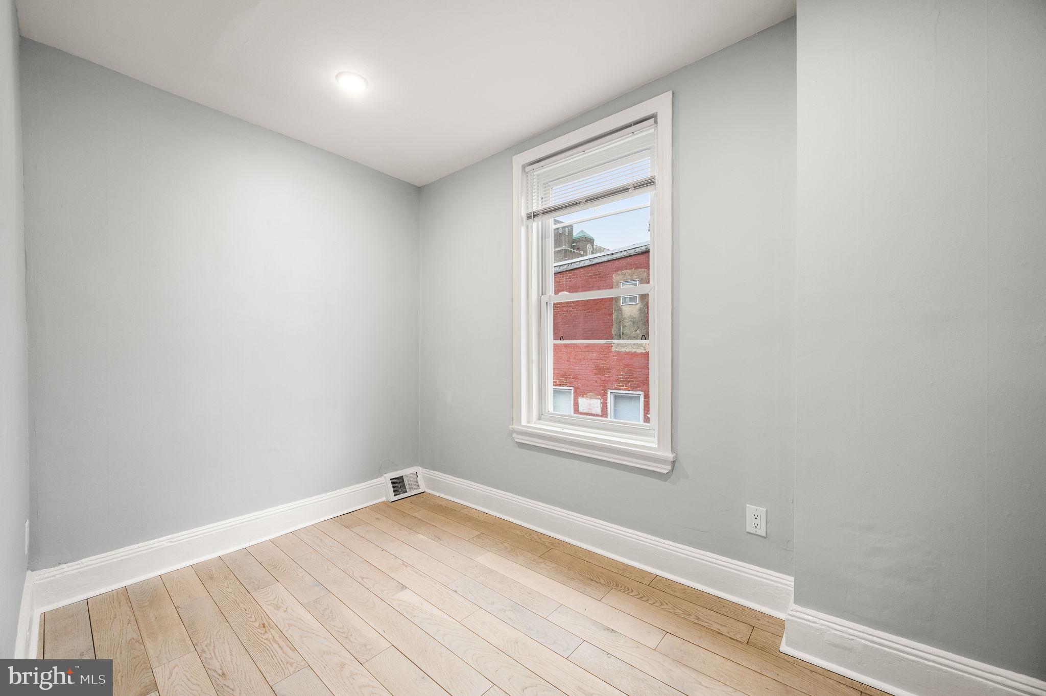 PORT RICHMOND - Residential