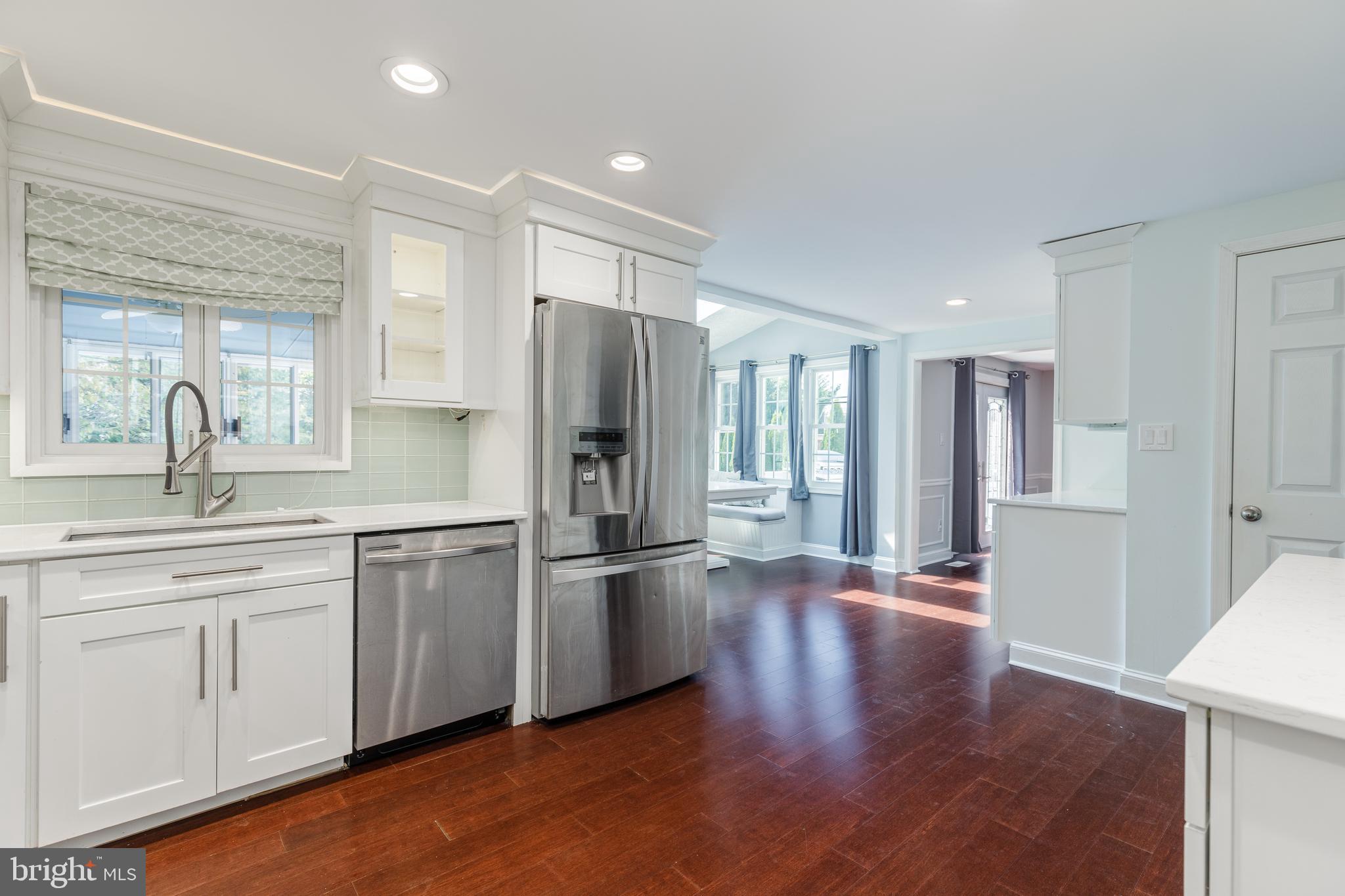 PERRY HALL - Residential