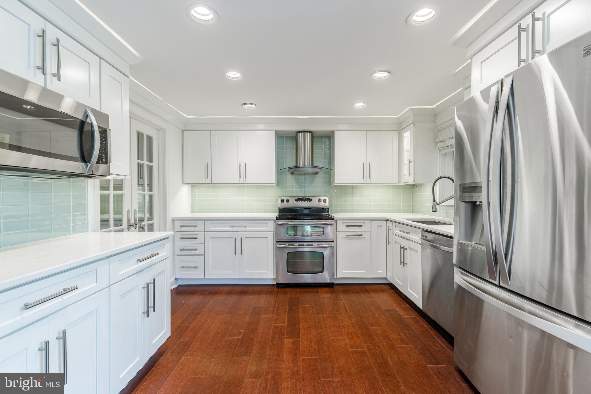 PERRY HALL - Residential