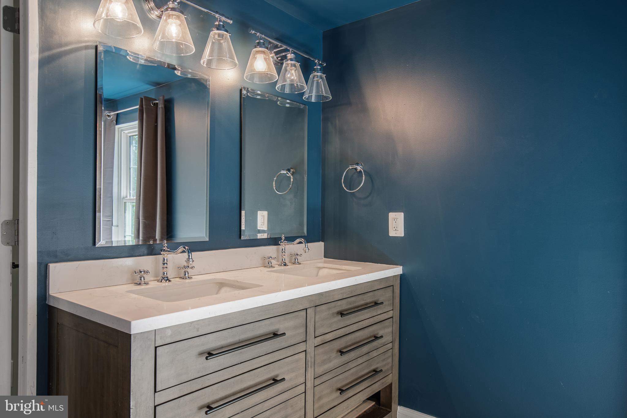 PERRY HALL - Residential