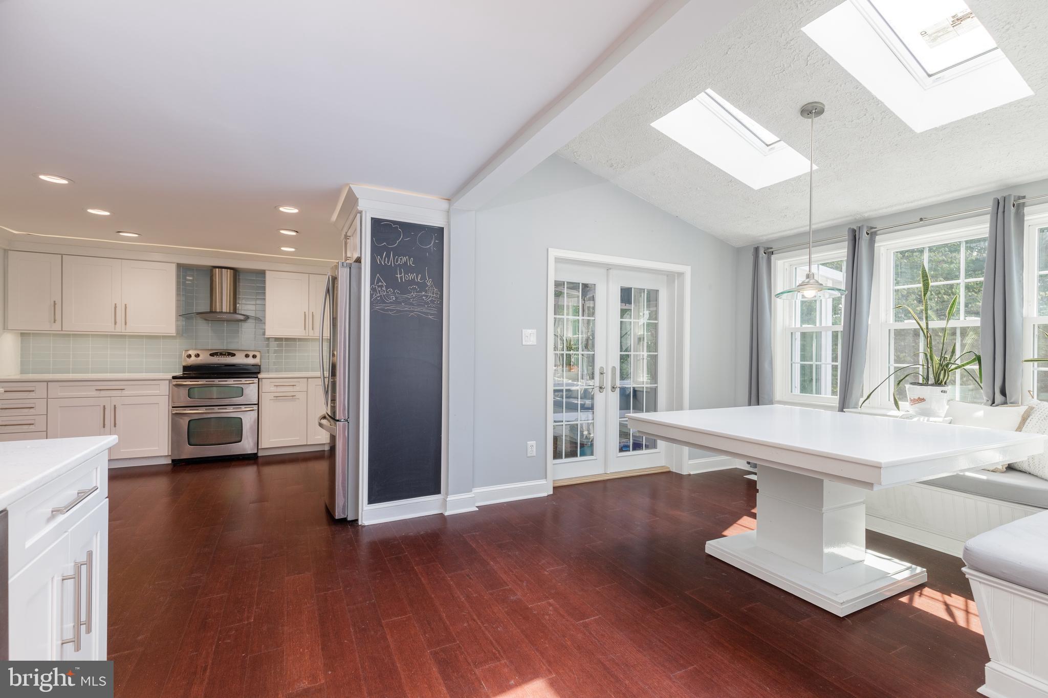 PERRY HALL - Residential