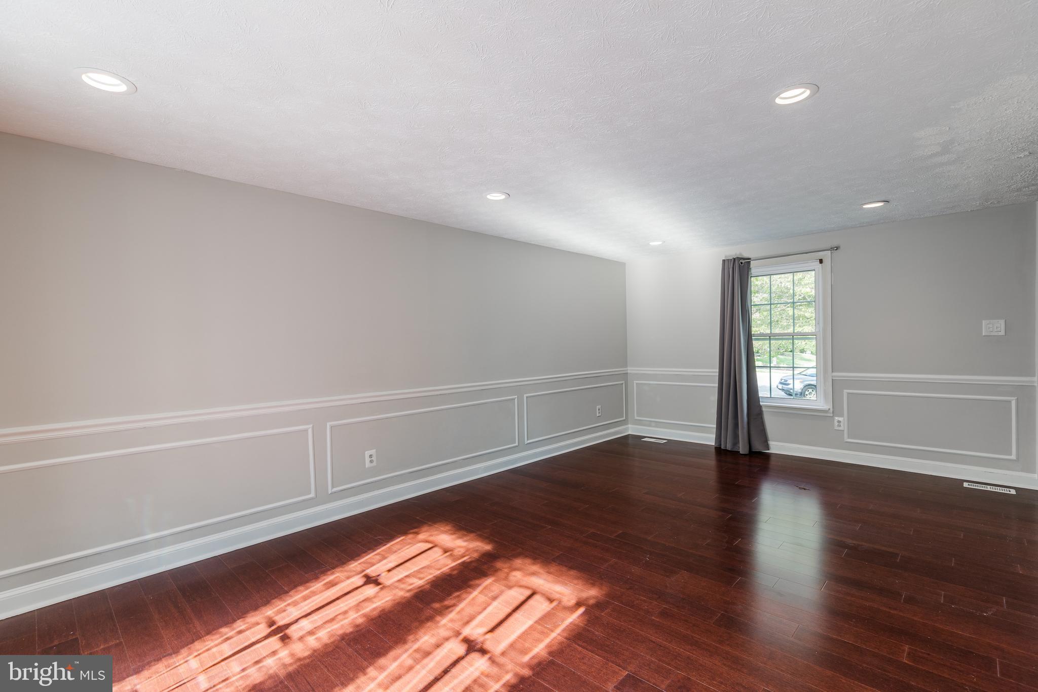 PERRY HALL - Residential