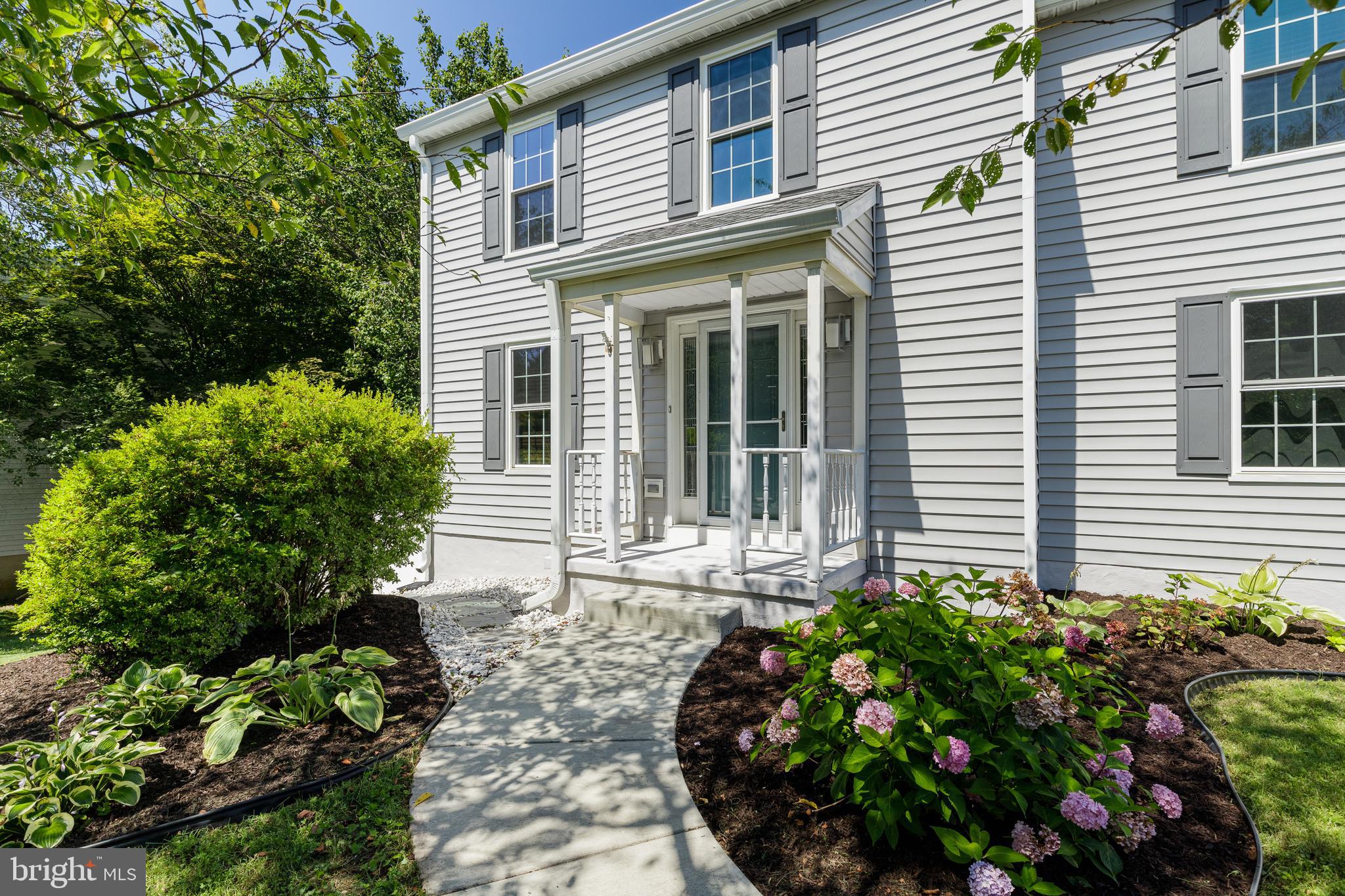 PERRY HALL - Residential