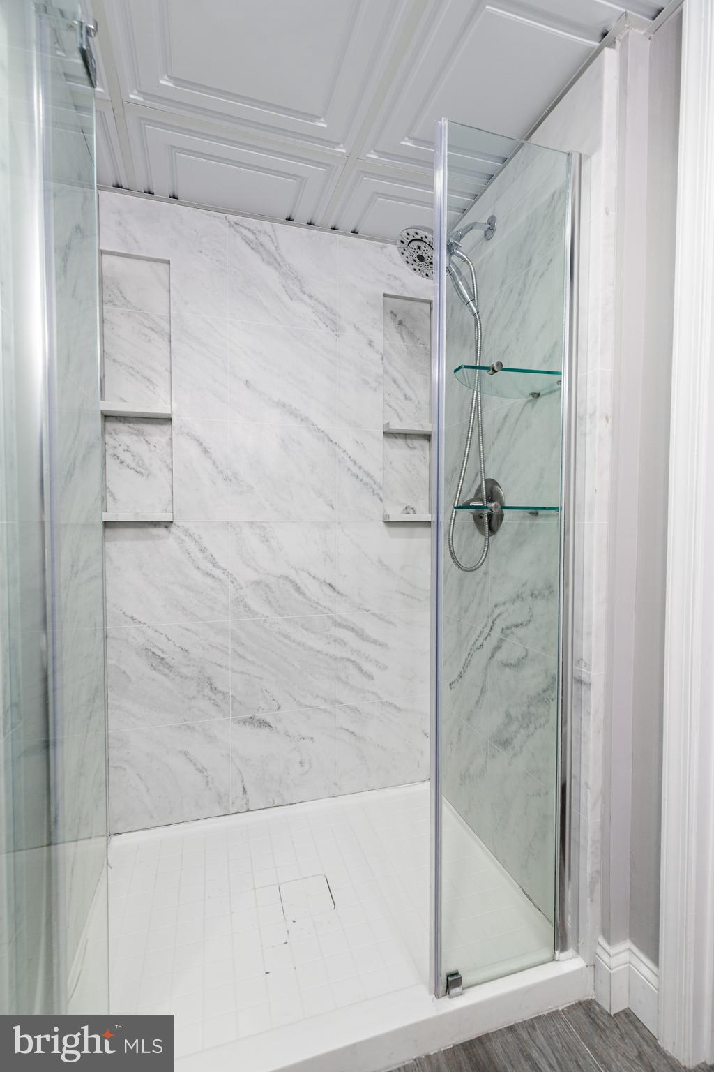 PERRY HALL - Residential