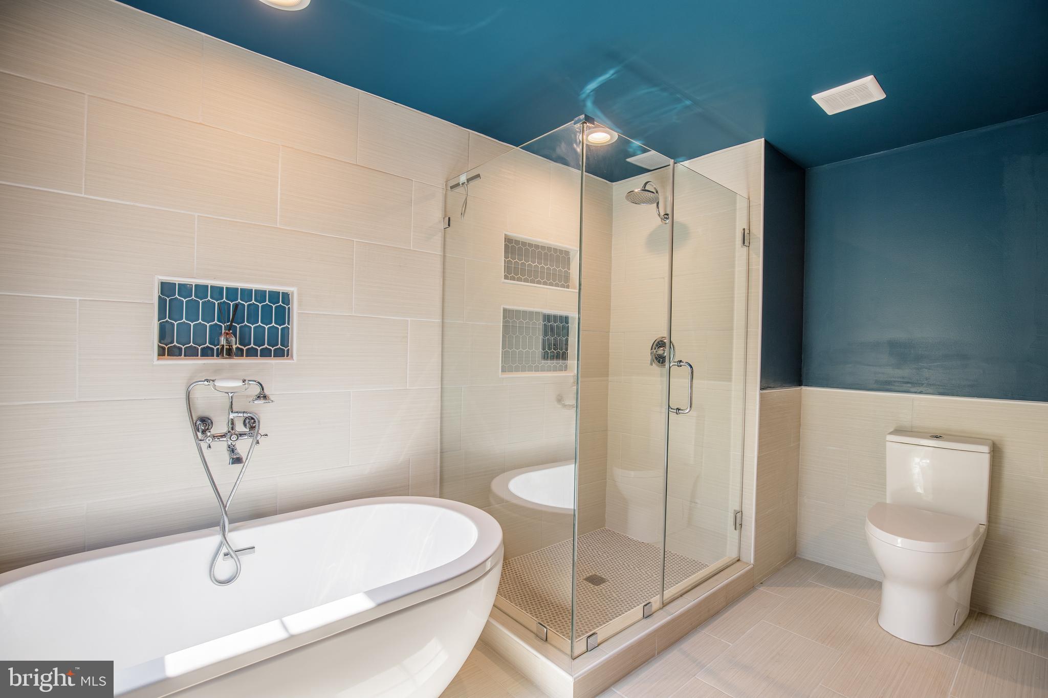 PERRY HALL - Residential