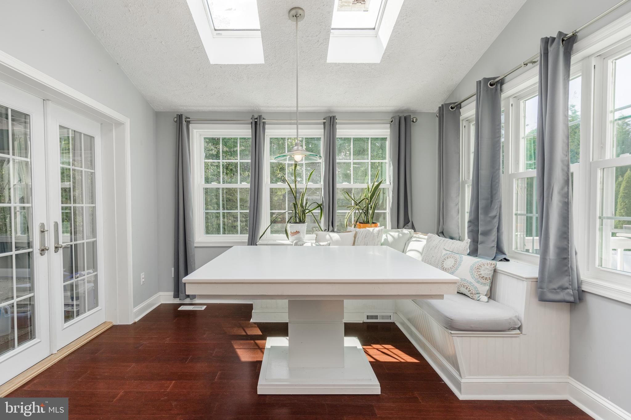 PERRY HALL - Residential