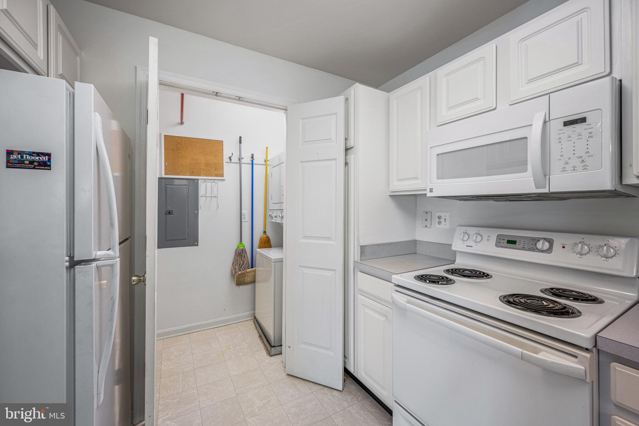 WINIFRED MANOR - Residential