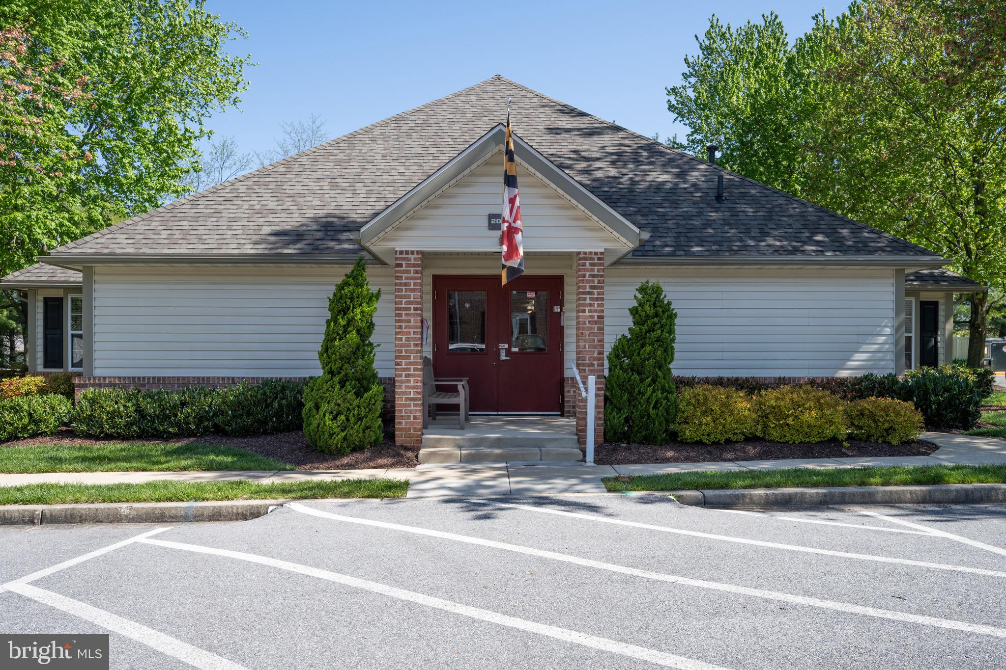 WINIFRED MANOR - Residential