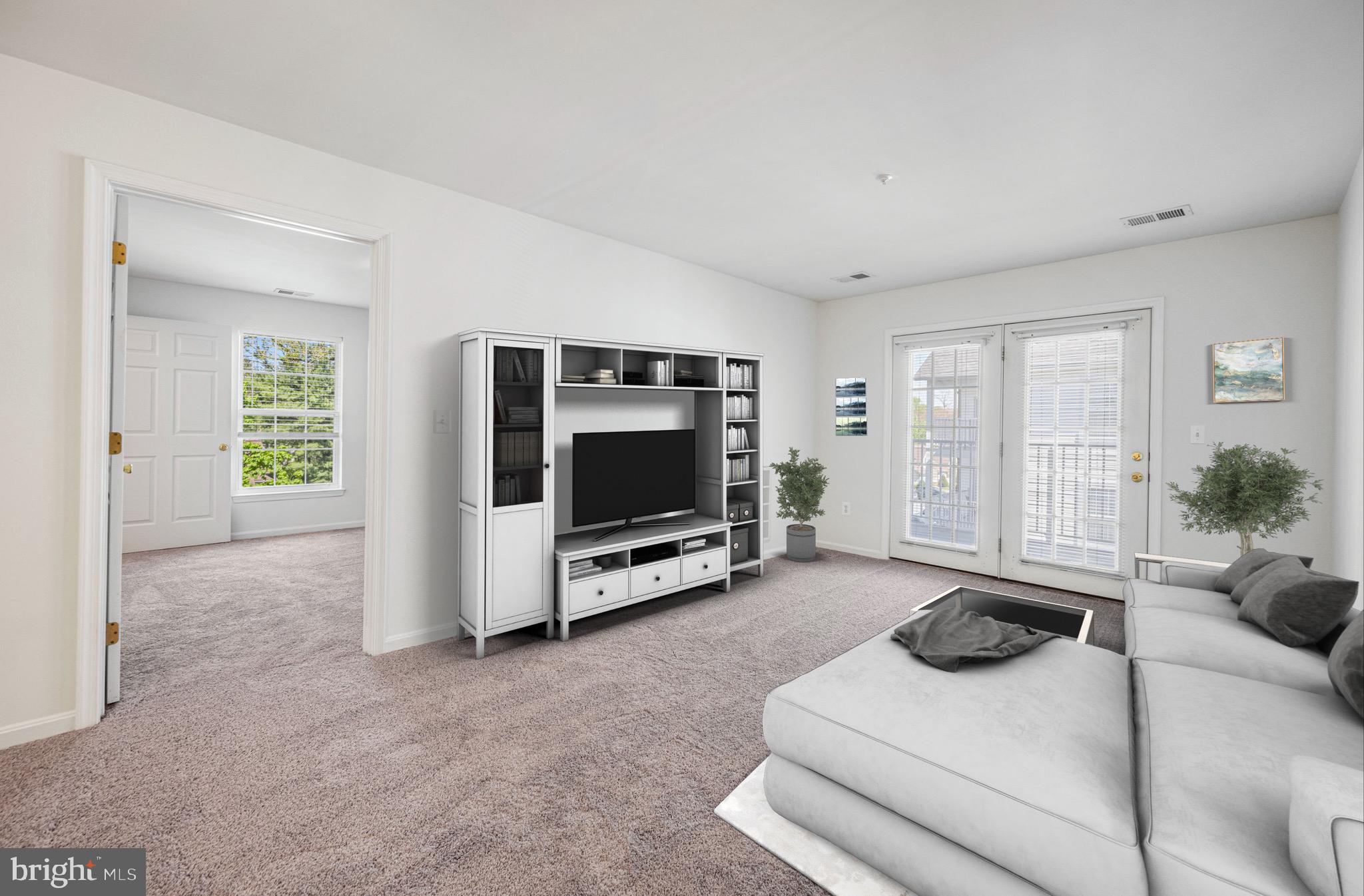 WINIFRED MANOR - Residential