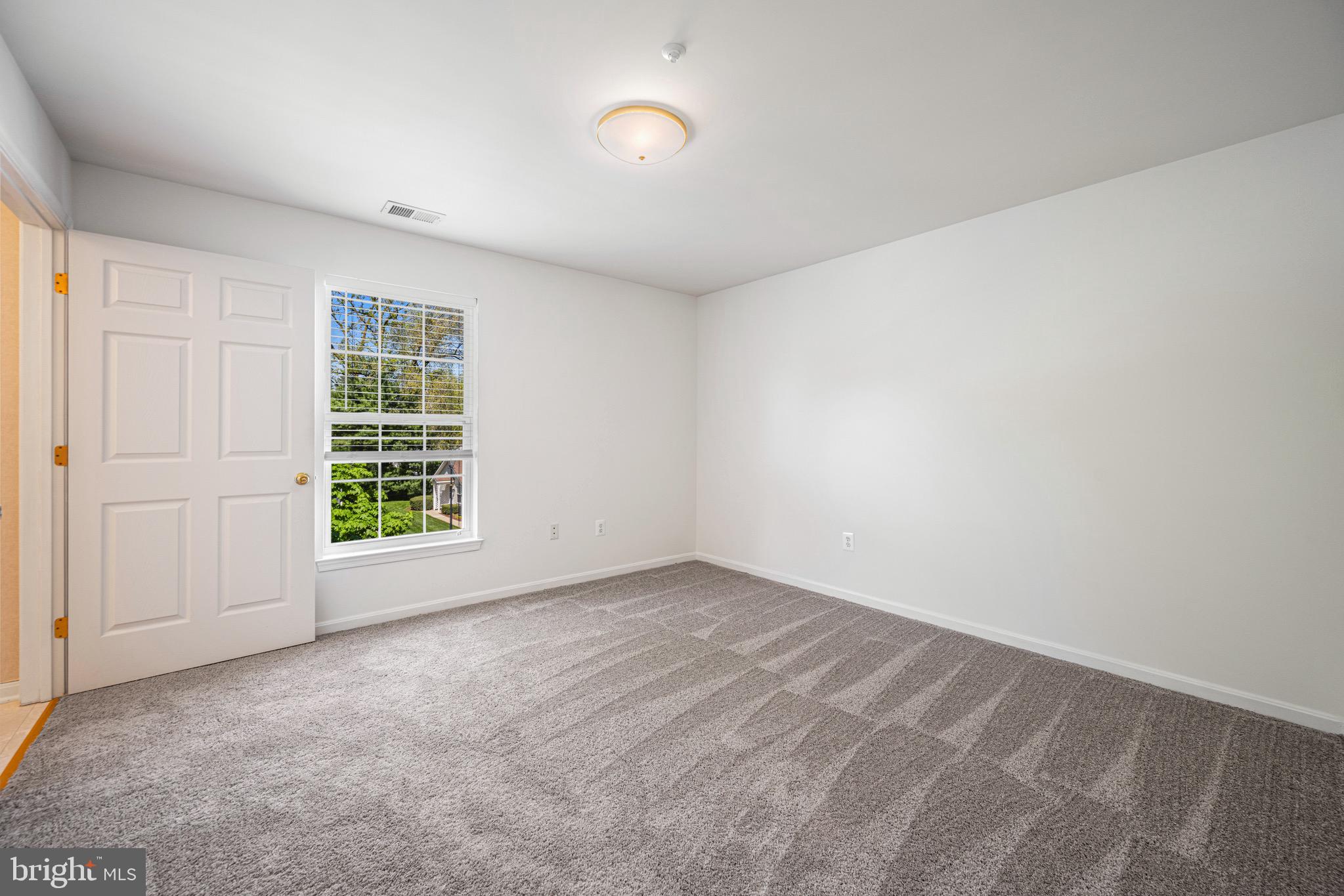 WINIFRED MANOR - Residential