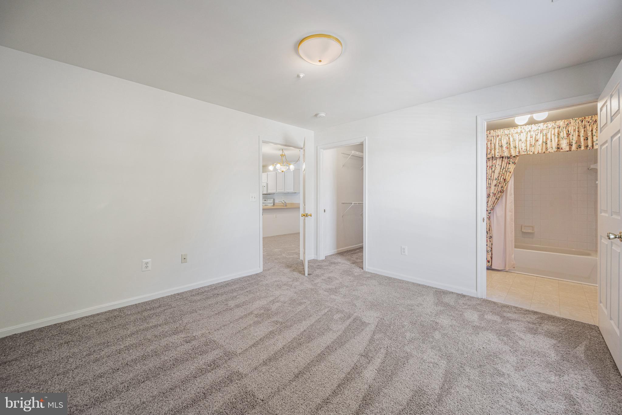 WINIFRED MANOR - Residential