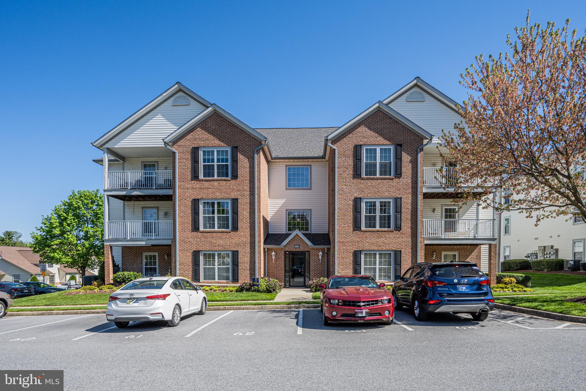 WINIFRED MANOR - Residential