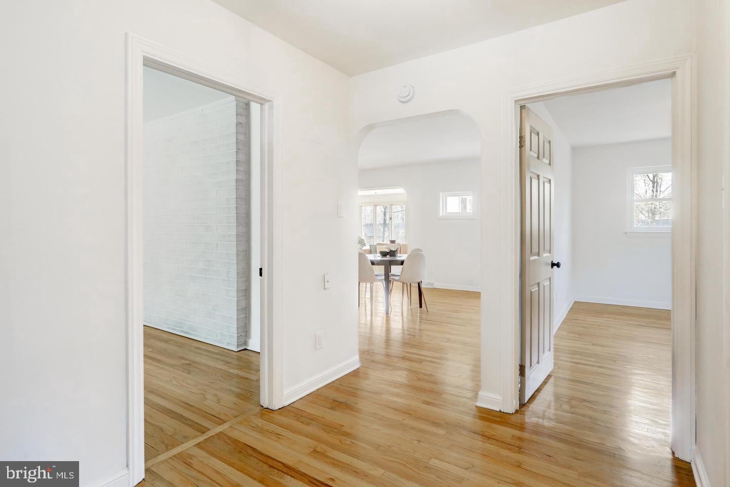 8077 FOX MILL ROAD