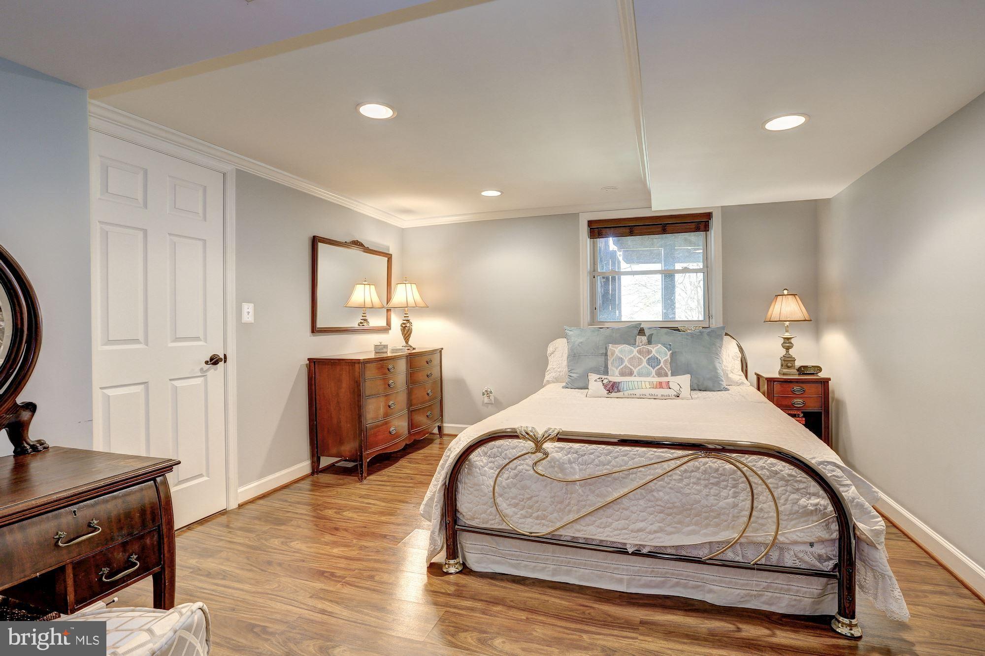 GLEN PARK - Residential