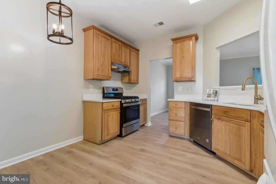 SYCAMORE HILL - Residential Lease