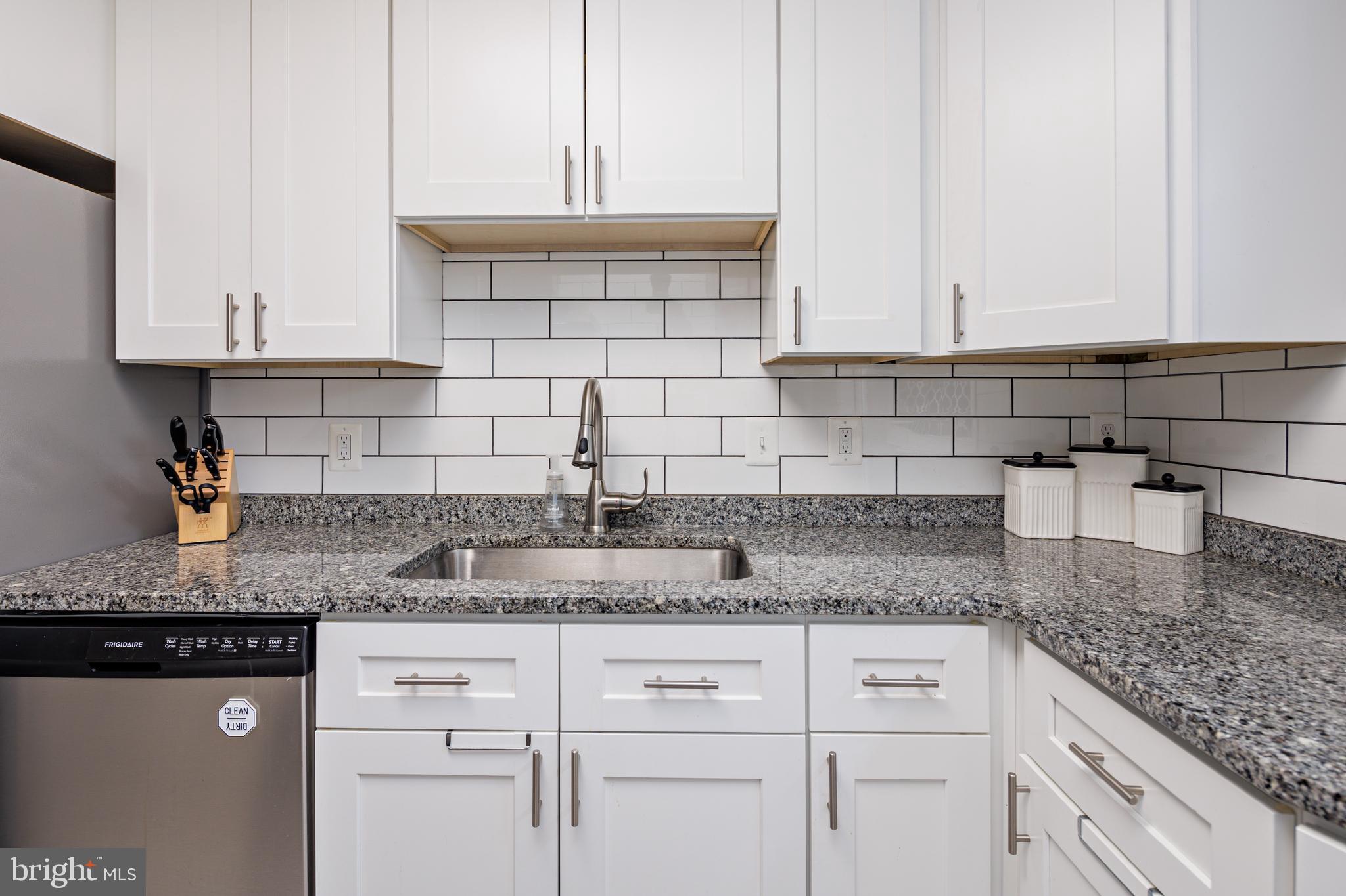 HAMILTON HEIGHTS - Residential