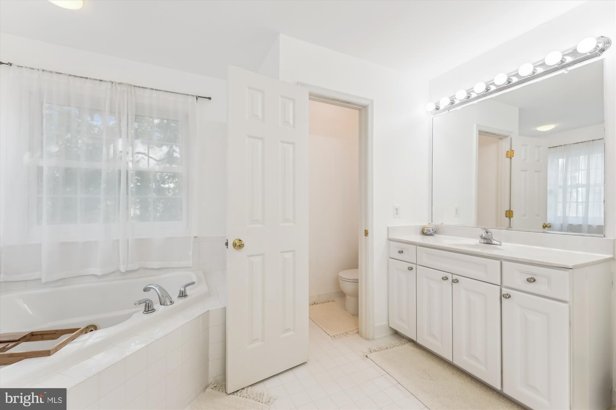 TANTALLON SQUARE - Residential