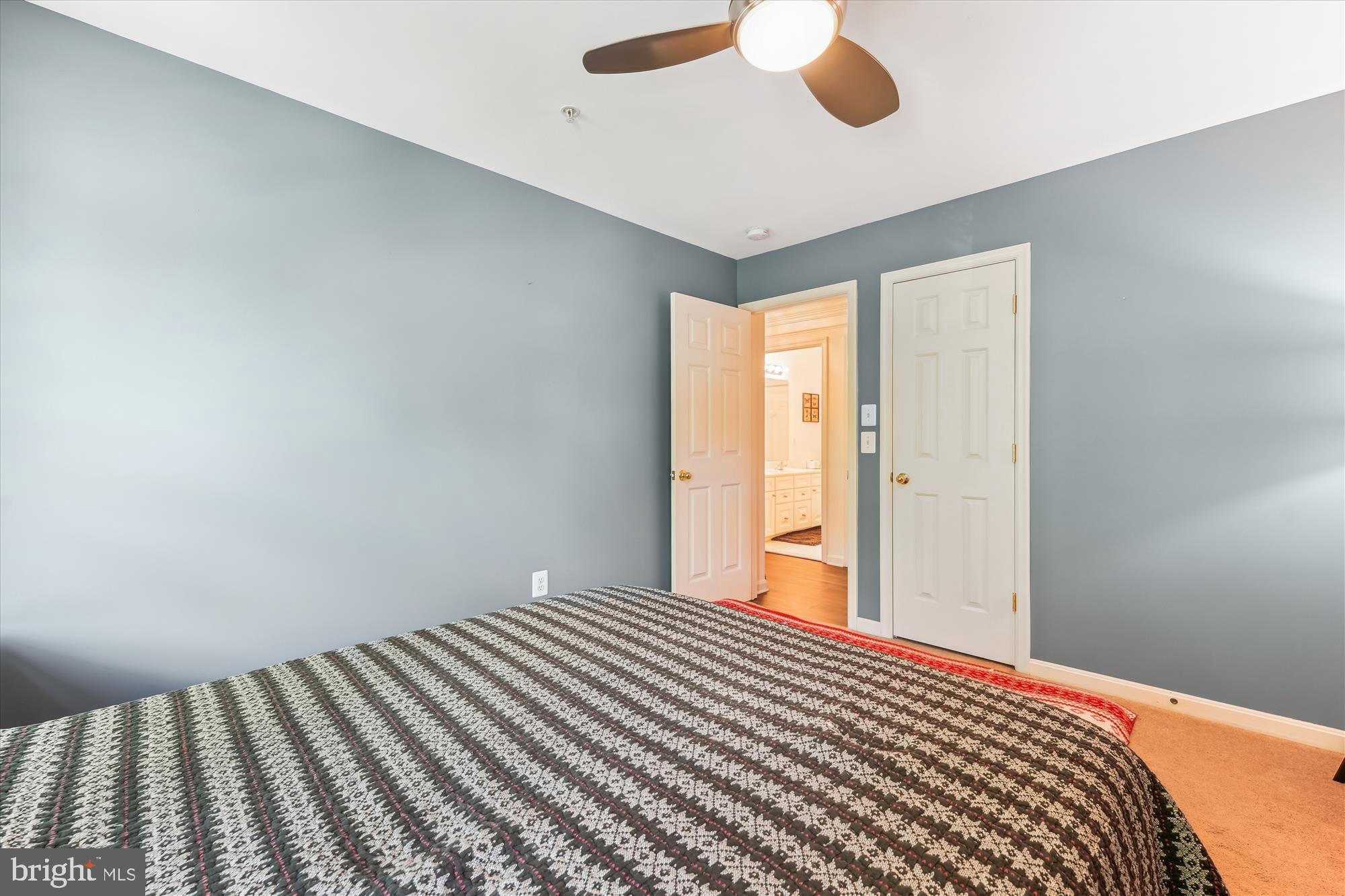 TANTALLON SQUARE - Residential