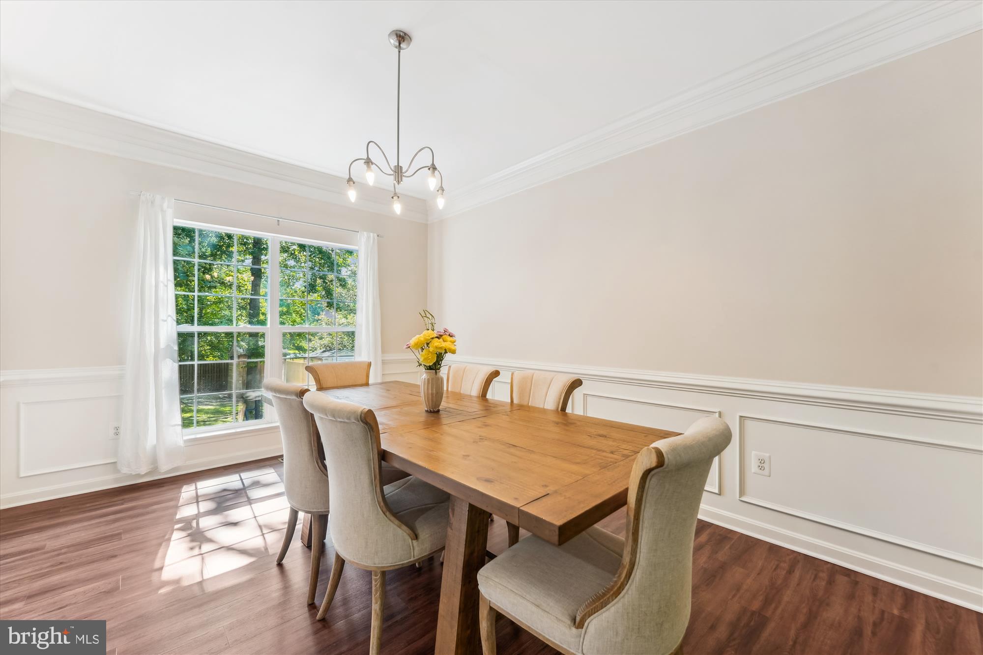 TANTALLON SQUARE - Residential