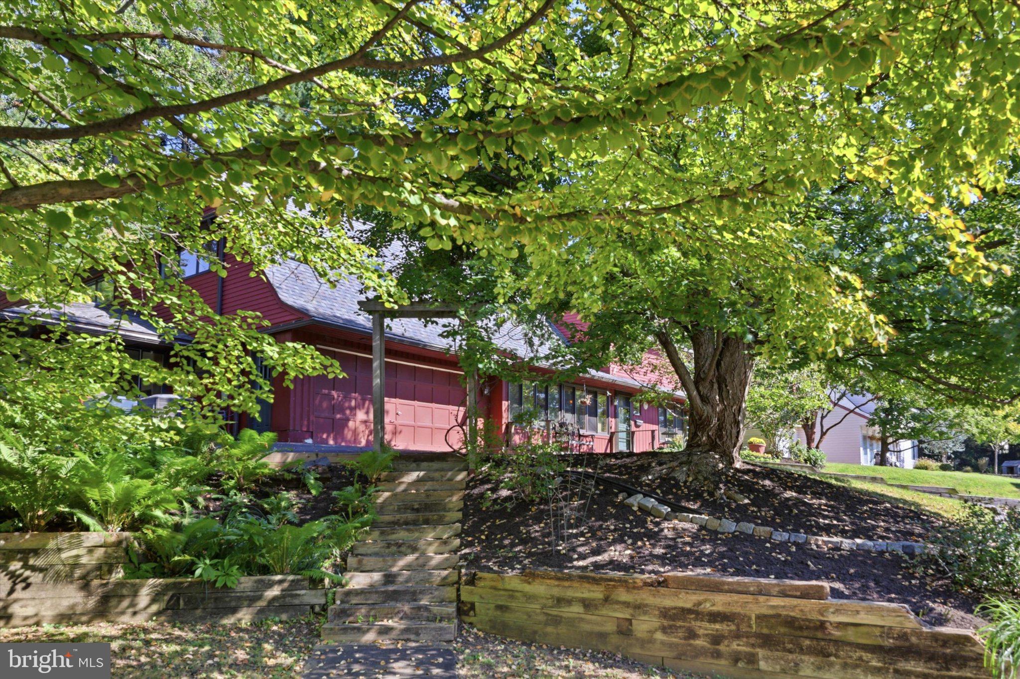 8813 PATTON ROAD