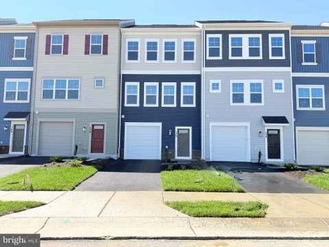 136 Swansong Place, Winchester, VA MLS: VAFV2044632