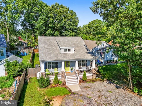 Homes For Sale - 415 Lossing Avenue<br/> Westmoreland County, COLONIAL BEACH, VA 22443