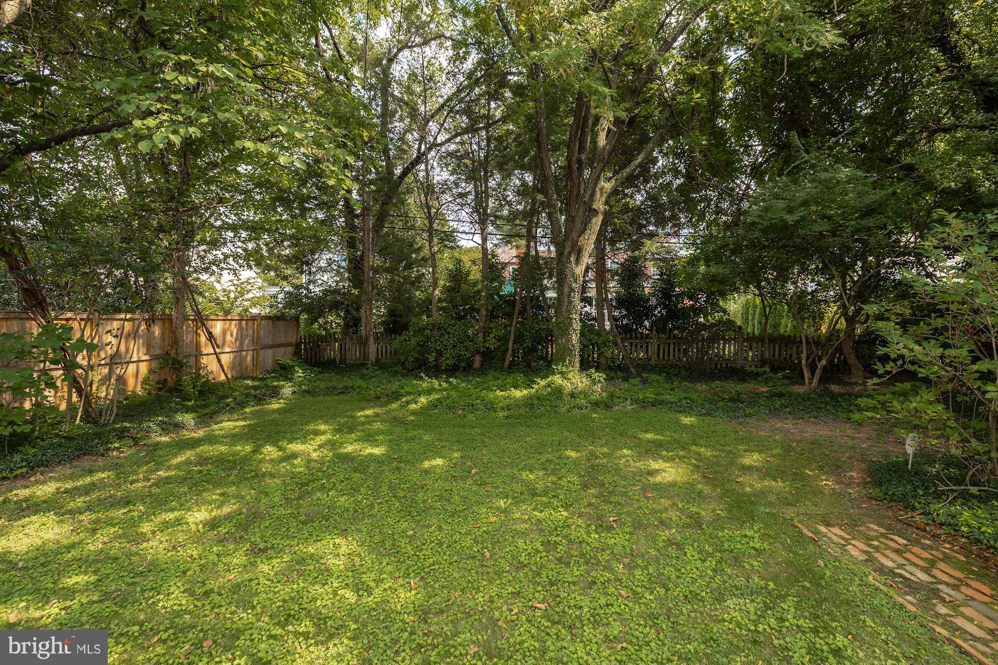 CHEVY CHASE - Residential