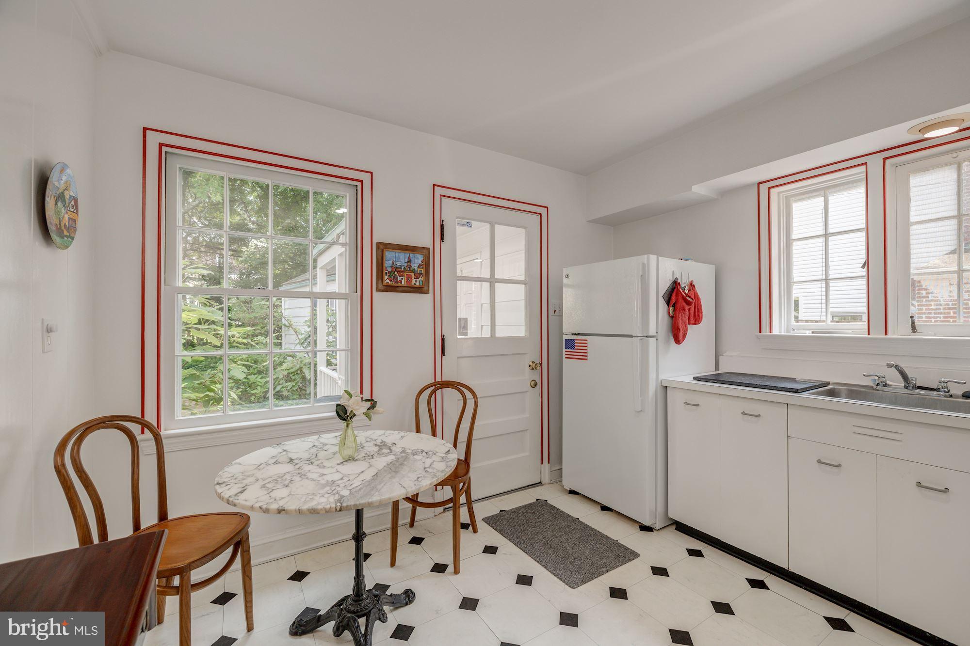 CHEVY CHASE - Residential