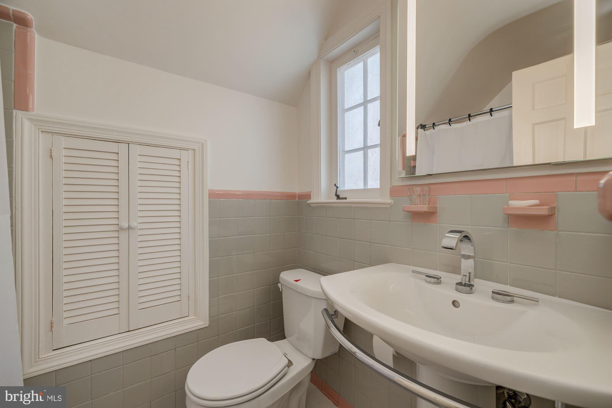 CHEVY CHASE - Residential