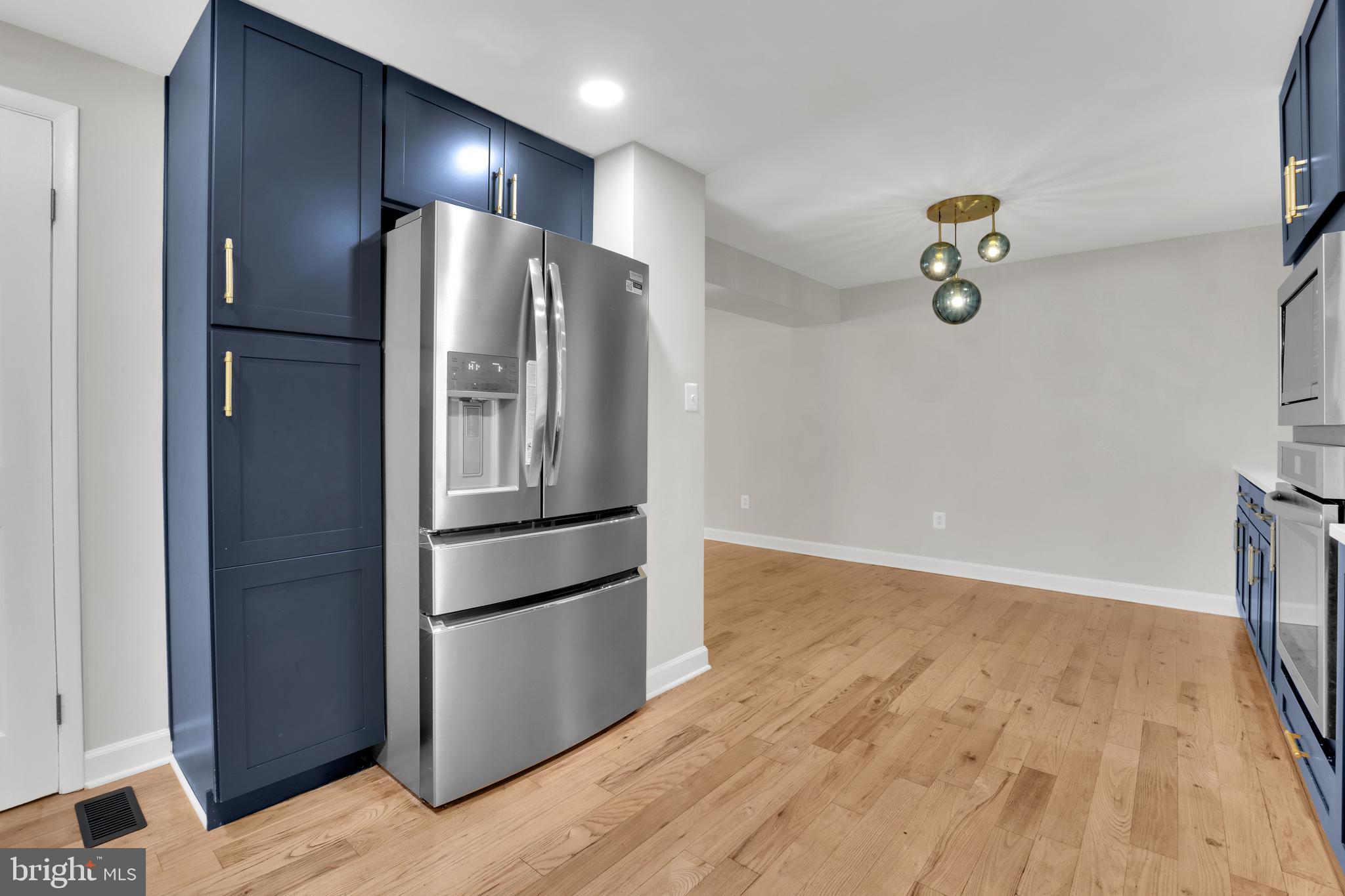 PROSPECT KNOLLS - Residential