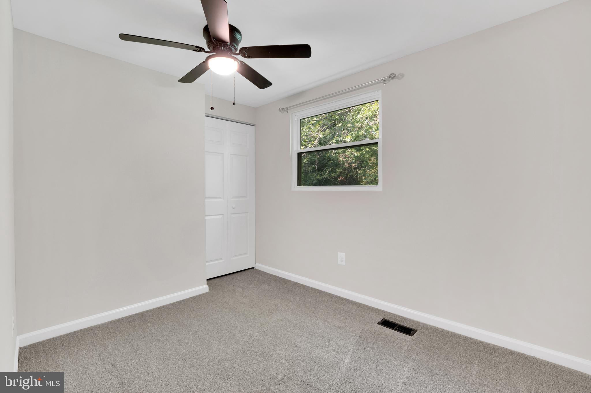 PROSPECT KNOLLS - Residential