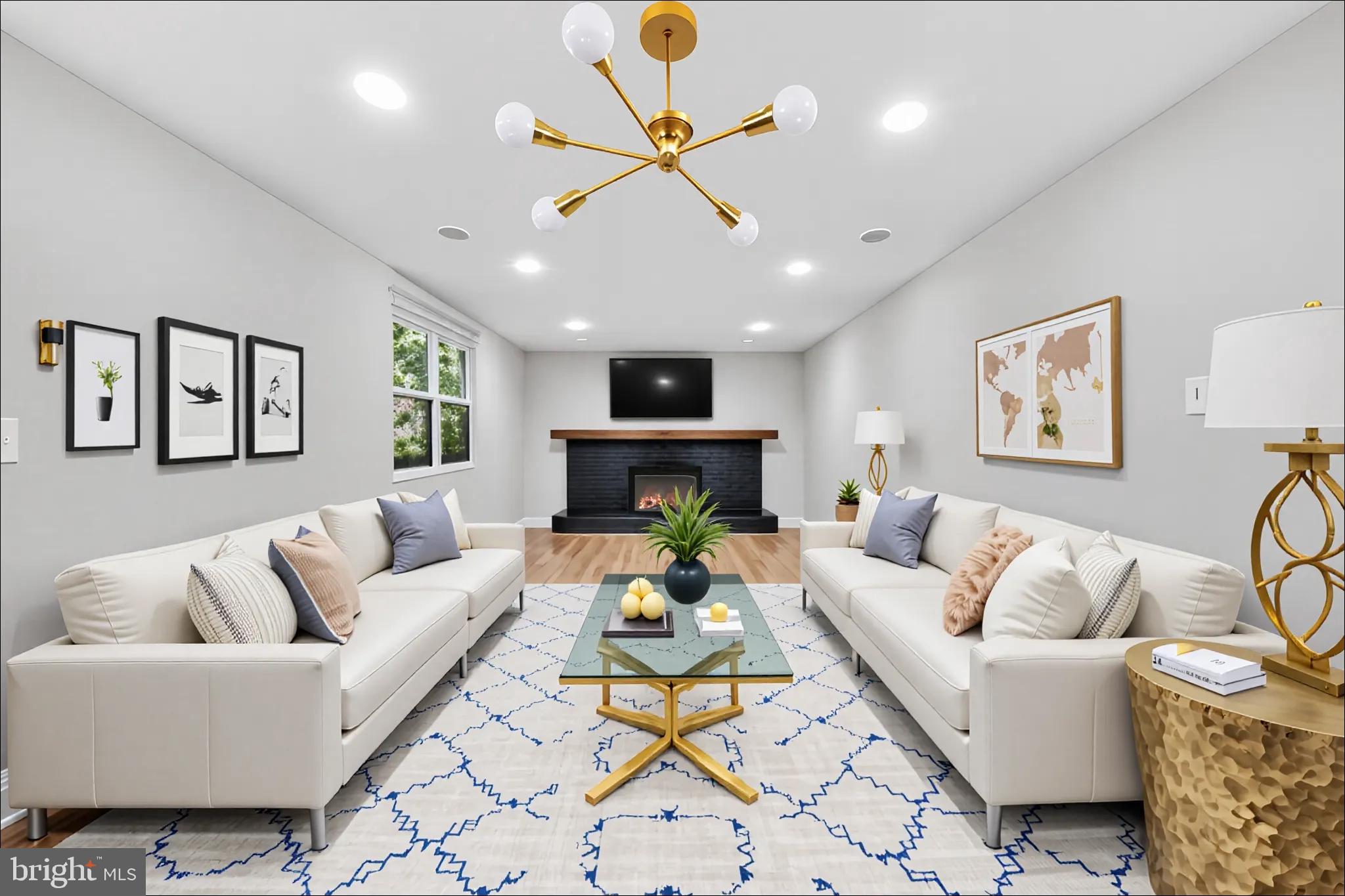 PROSPECT KNOLLS - Residential