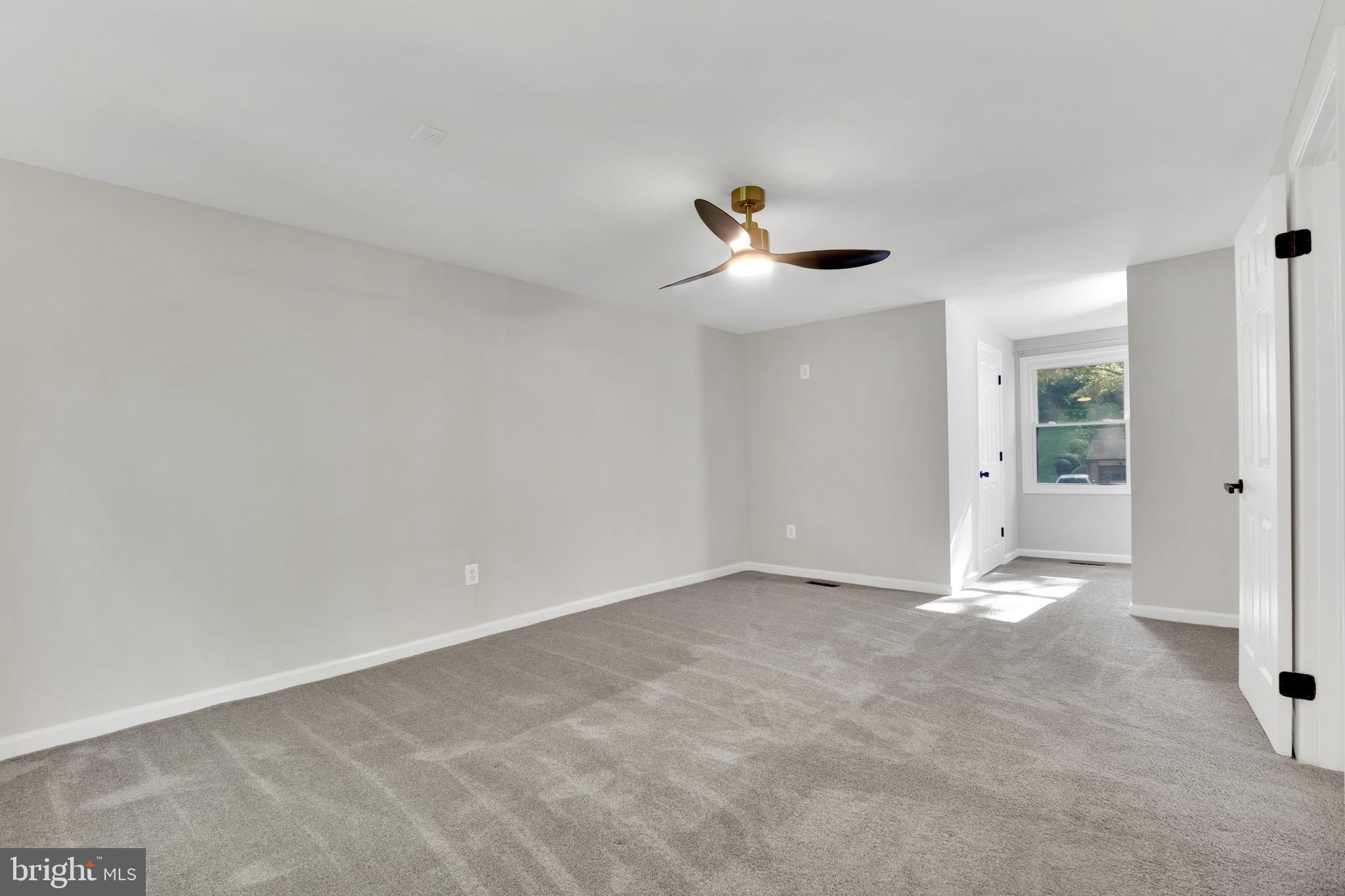 PROSPECT KNOLLS - Residential