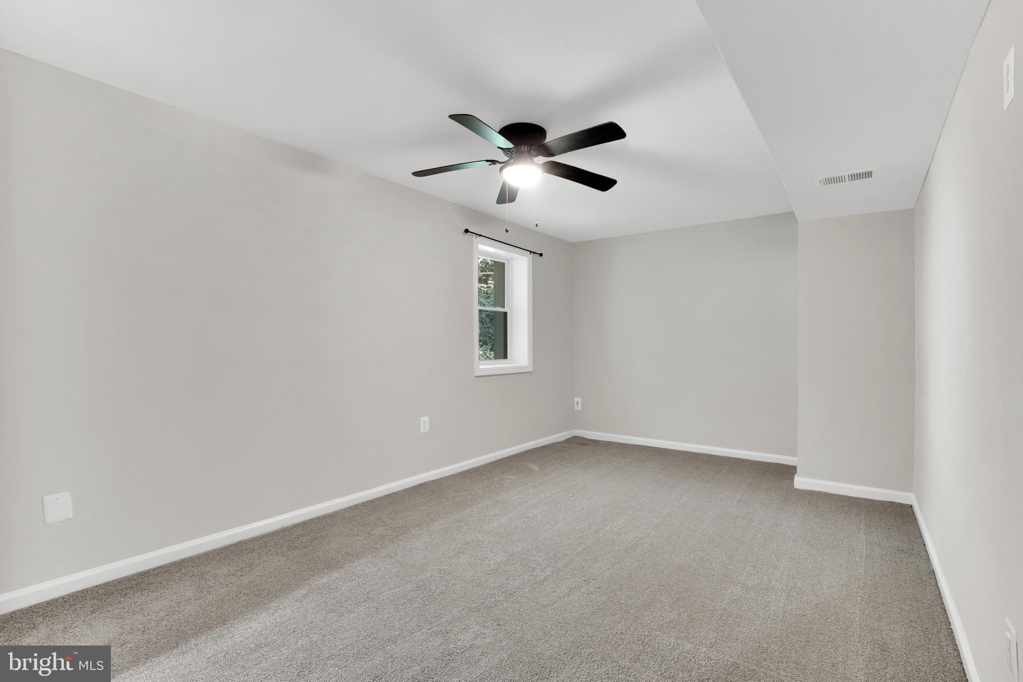 PROSPECT KNOLLS - Residential