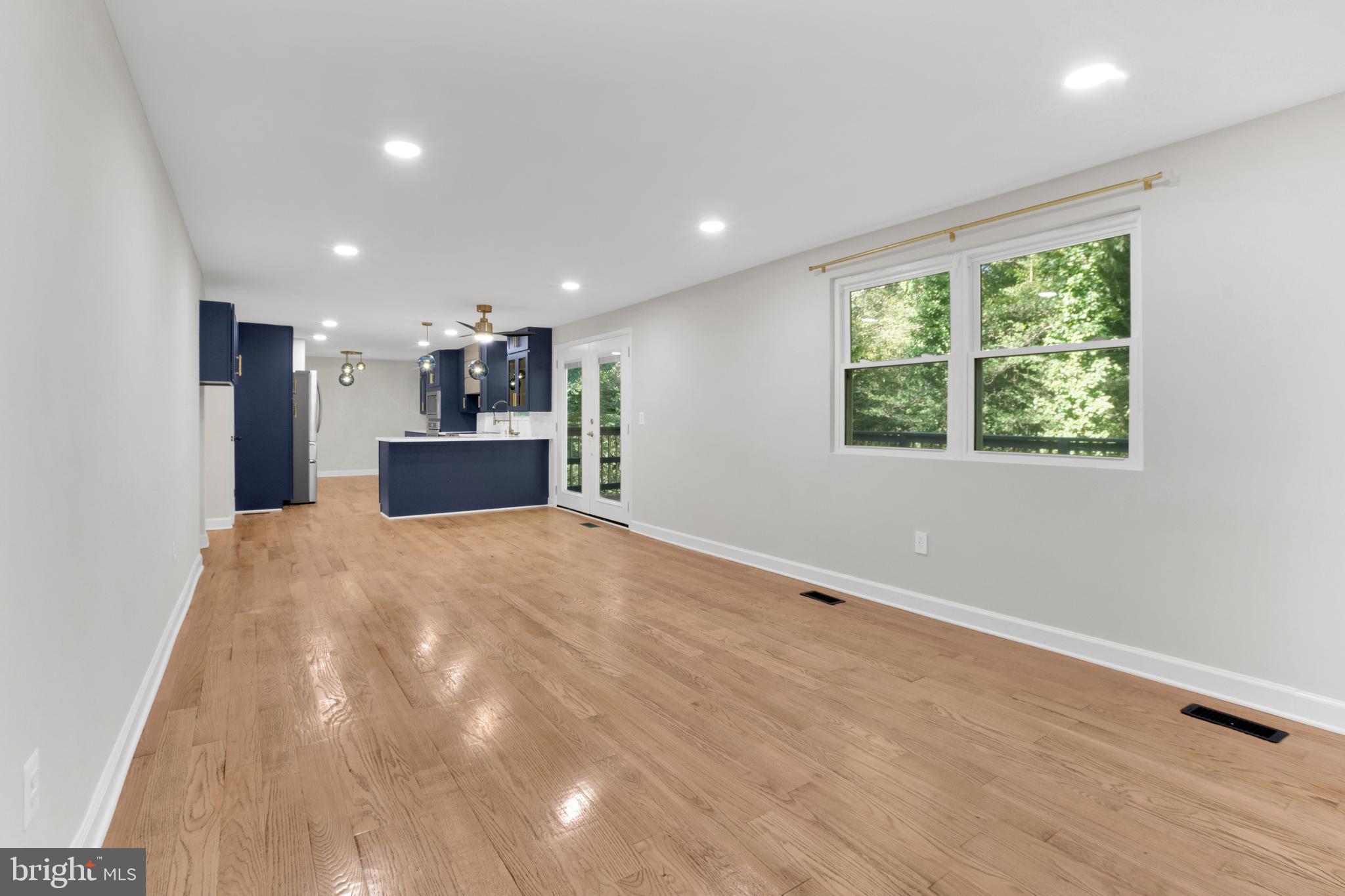 PROSPECT KNOLLS - Residential