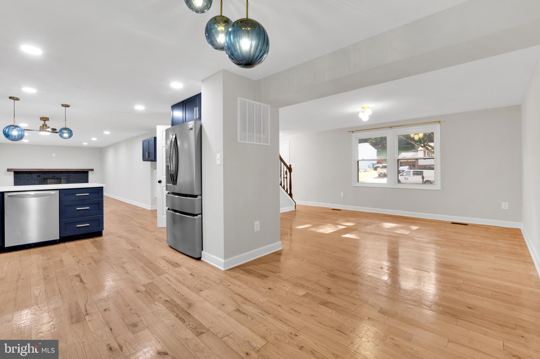 PROSPECT KNOLLS - Residential