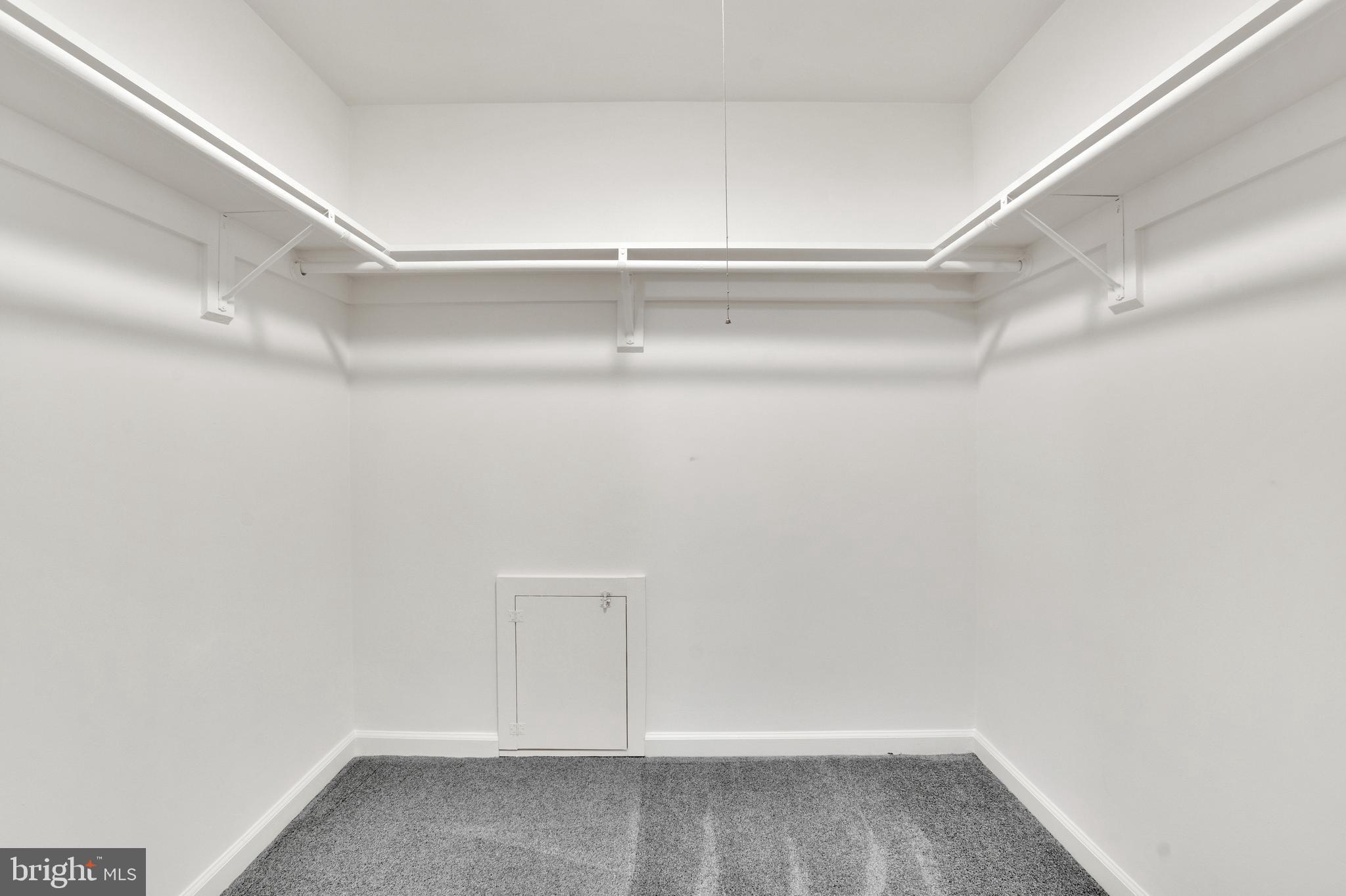 PROSPECT KNOLLS - Residential