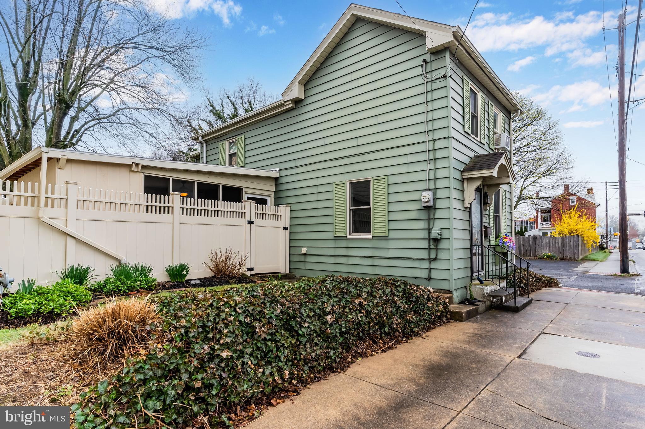 MECHANICSBURG - Residential