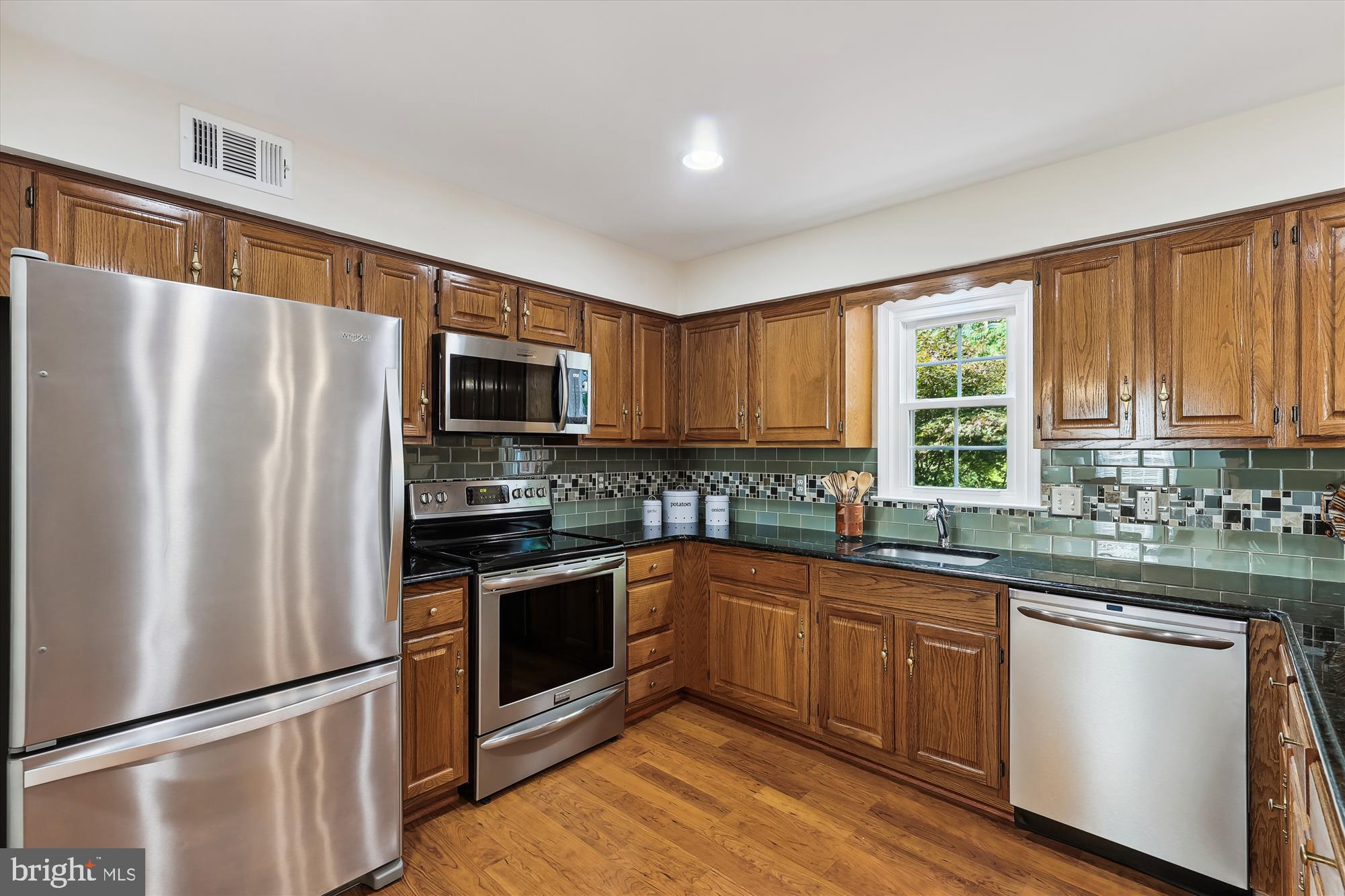 KINGSTOWNE - Residential