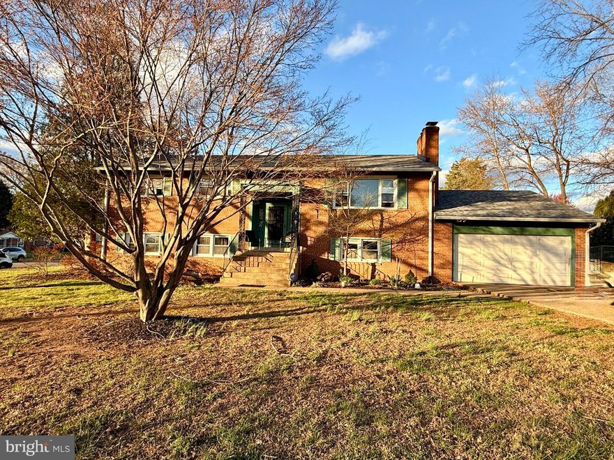 Priced under market value for a quick sale and located central to everything! 

This charming split foyer home in the desirable Shelton Heights neighborhood offers a fantastic investment opportunity with a solid foundation for rental income or future resale. Built in 1965, this property features a fully finished basement with a rear entrance, additional kitchen providing potential for additional living space or a separate rental unit. With a generous lot size of 0.36 acres, there's ample outdoor space for relaxation or potential landscaping enhancements that could increase property value. The attached two-car garage offers secure parking and additional storage, a feature that is always in demand. 

Investors will appreciate the potential for strong returns in this established community, where homes are well-regarded and sought after. This property not only provides a warm and inviting atmosphere but also represents a smart investment in a thriving market. Don't miss the chance to make this property a part of your investment portfolio!