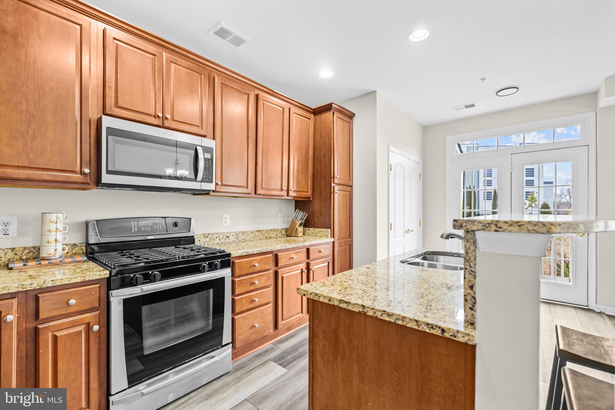 VILLAGE PLACE - Residential