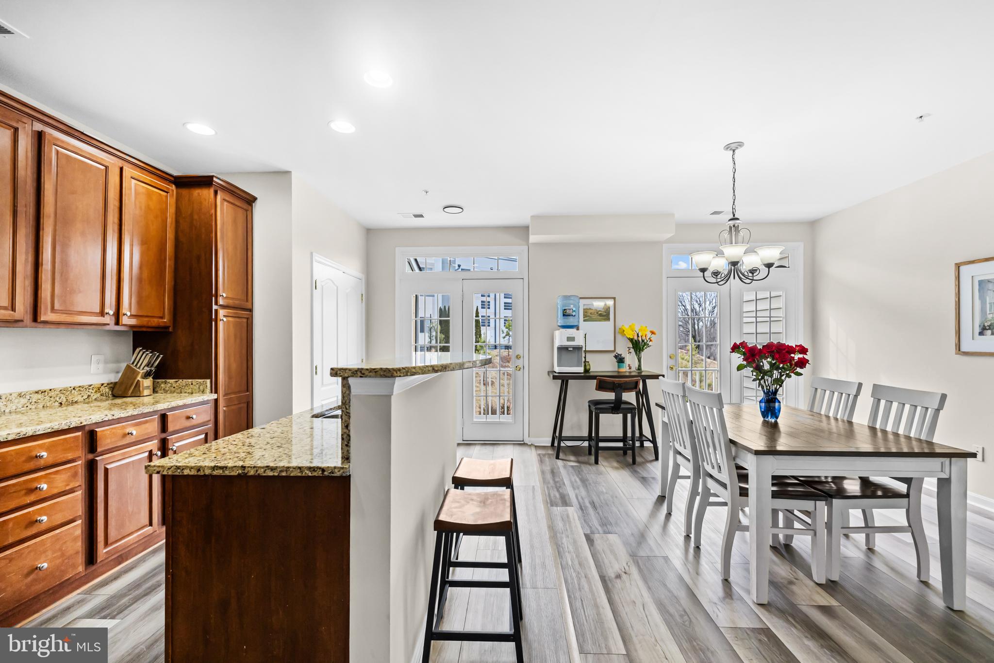 VILLAGE PLACE - Residential