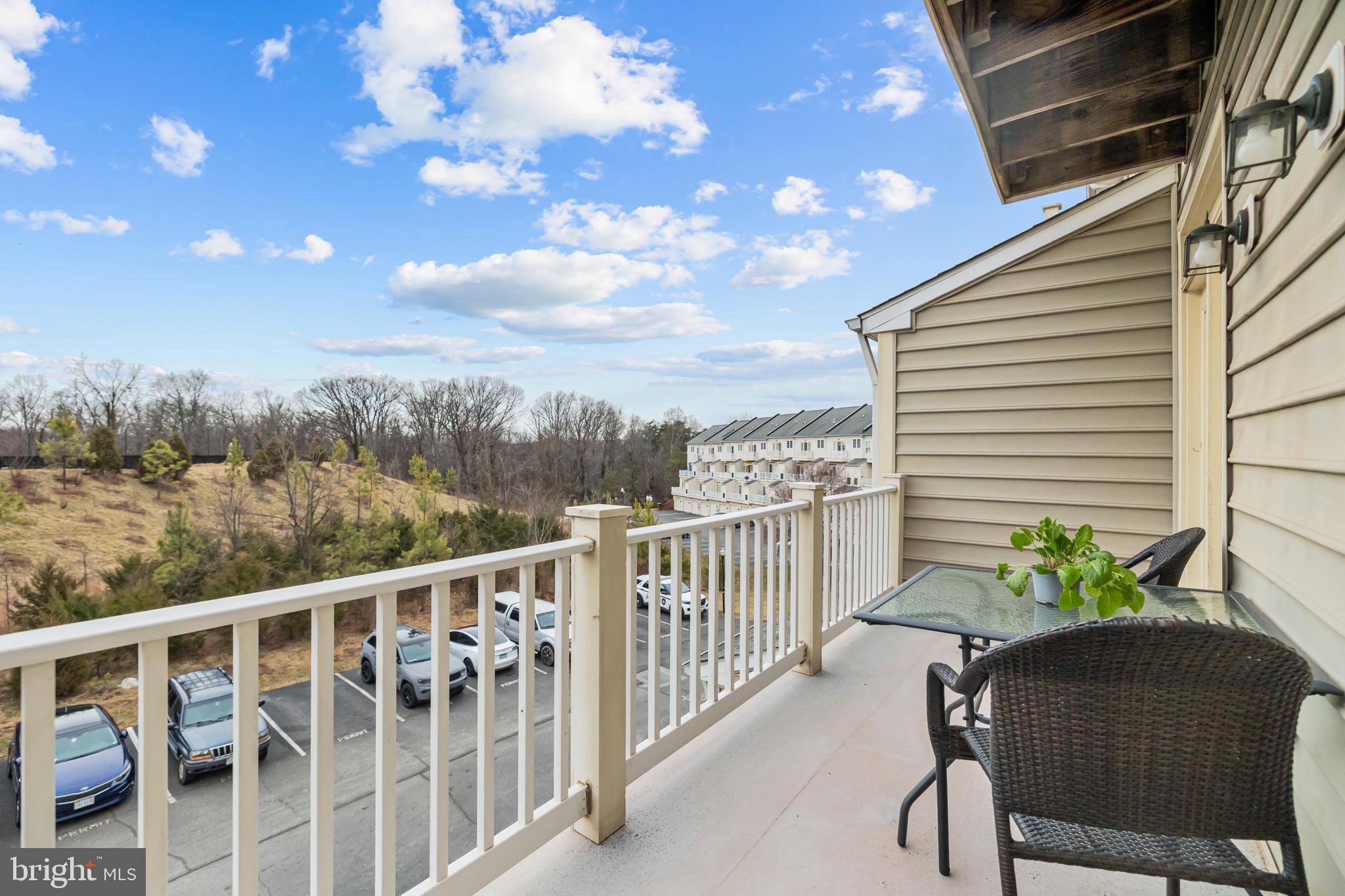 VILLAGE PLACE - Residential