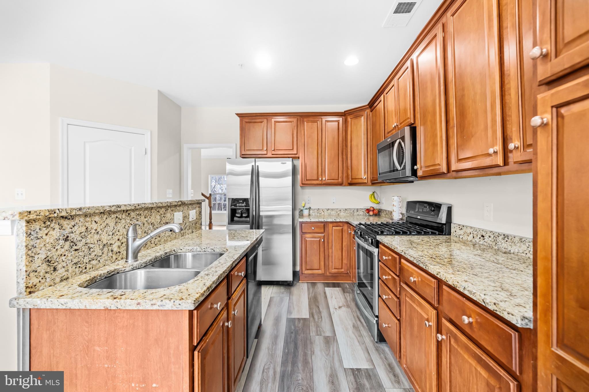 VILLAGE PLACE - Residential