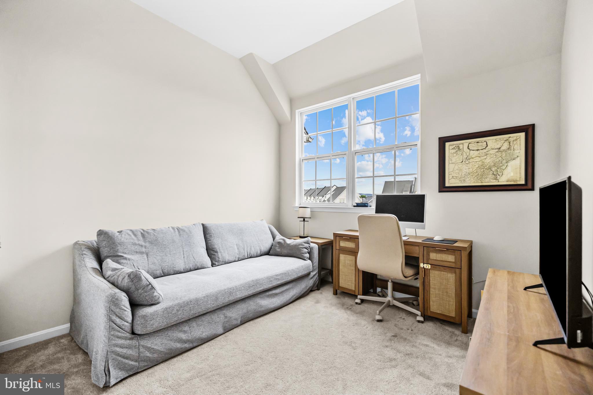 VILLAGE PLACE - Residential