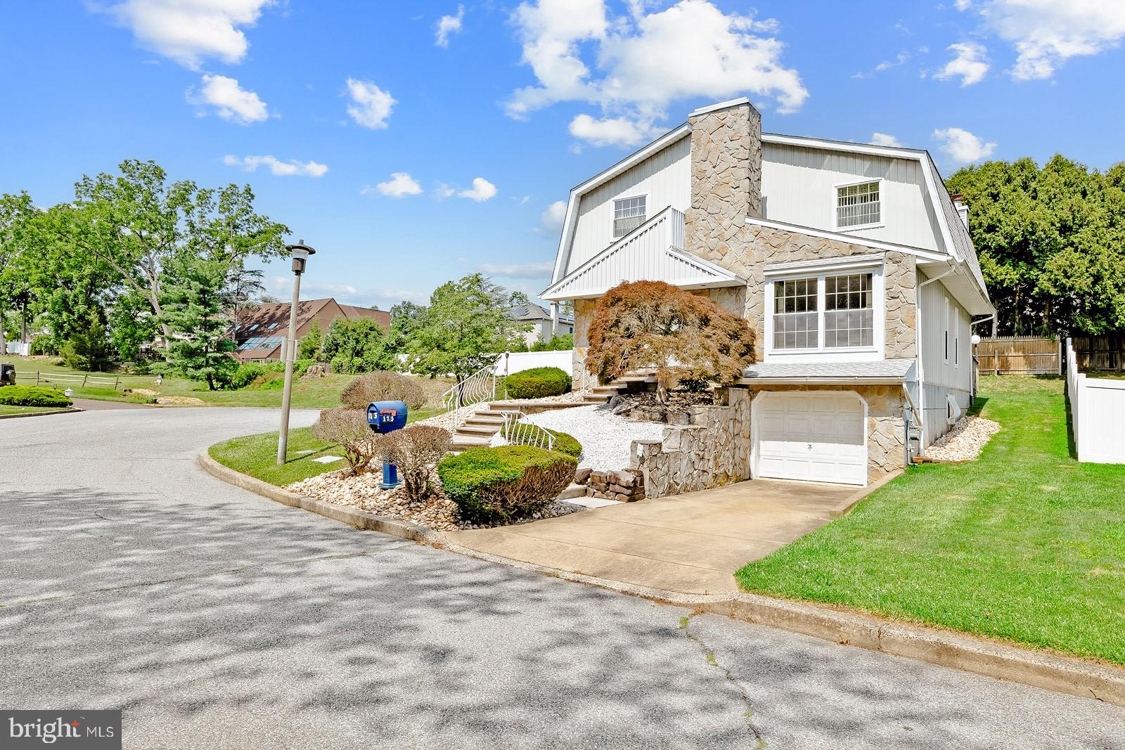 115 WEXFORD PLACE