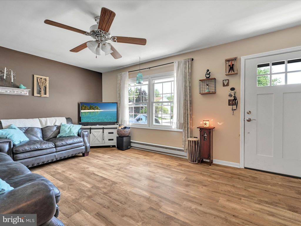 Photo of 22 TERRACE AVE, STEVENS, PA 17578 (MLS # PALA2037664)