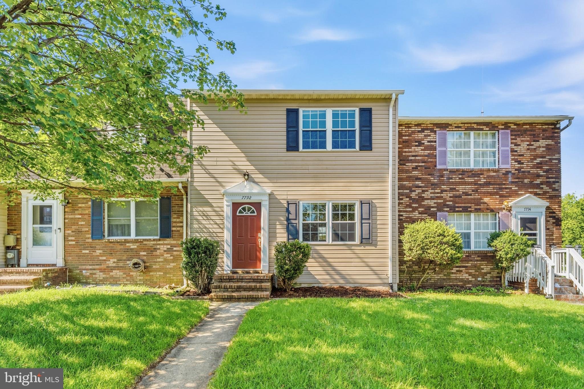 7792 MOONFALL COURT